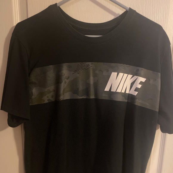 Men’s T-shirt - Picture 1 of 5